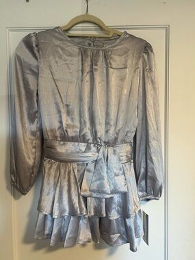 Habitual Shimmery Light Silver-Lilac Button-Up Blouse NWT
